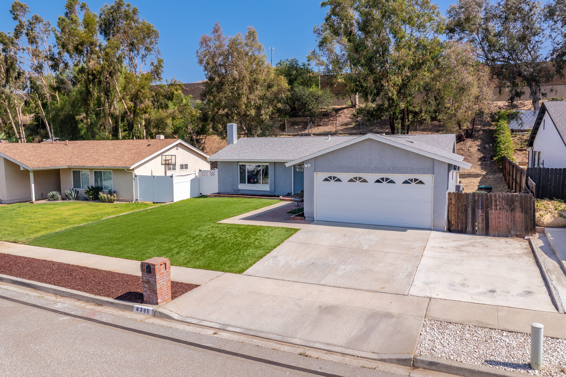 6395 Keystone Street · Side Yard